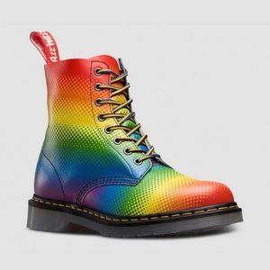 Dr. Martens NEW Rainbow Pride 1460 Pascal LIMITED EDITION size 7